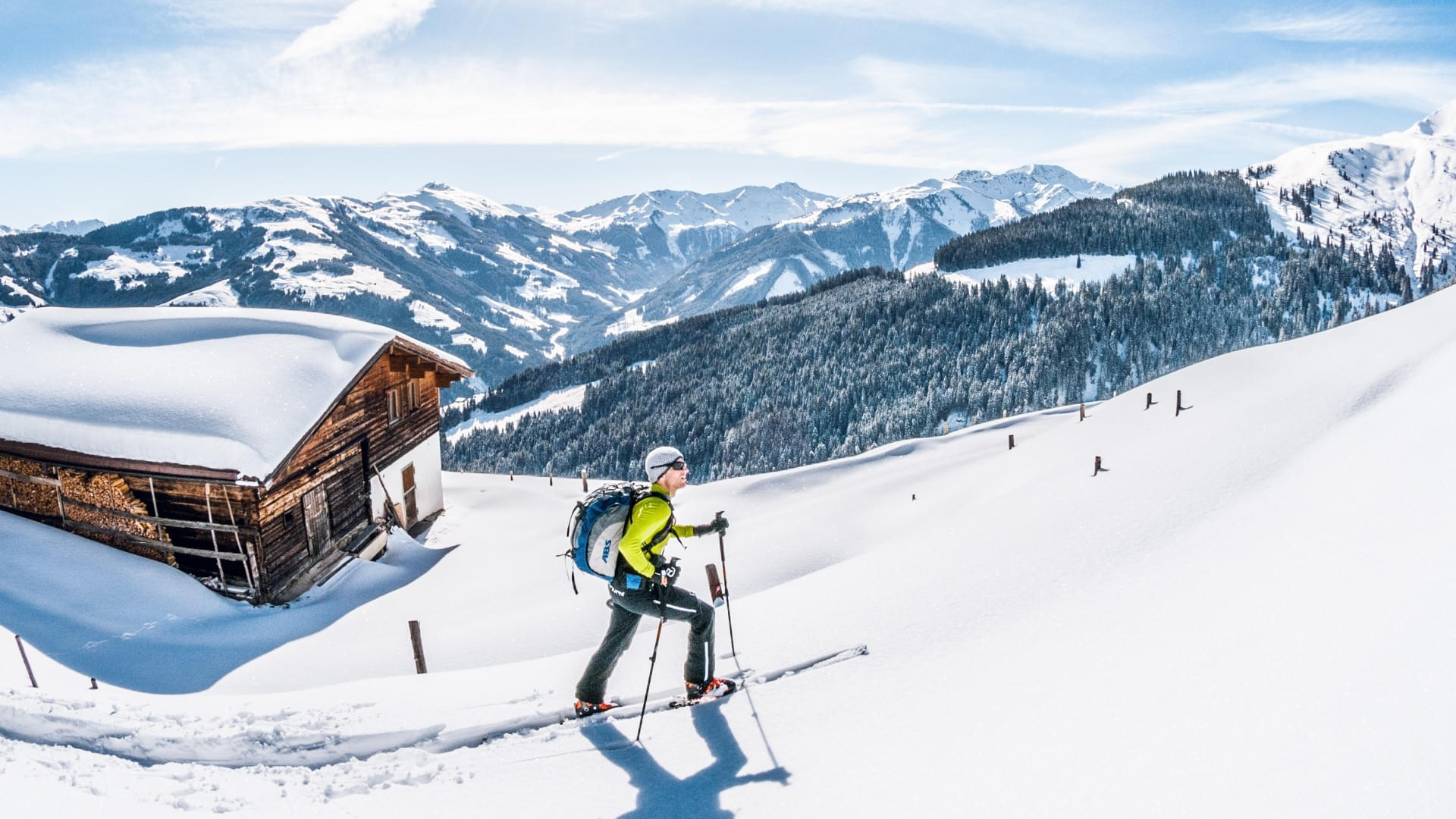 skitour-mit-perfekter-aussicht-in-den-kitzbueheler-alpen